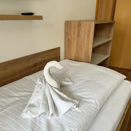 公寓 Namoll Ausserfragant